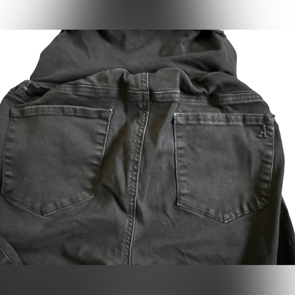 Articles of Society black Maternity jeans, size 31, front & back pockets - Picture 2 of 11